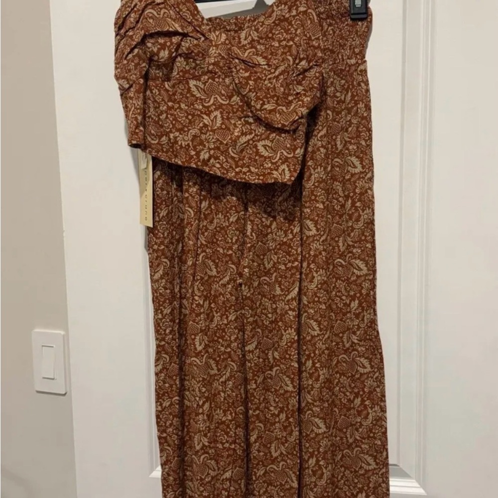 Women's Brown Paisley set
